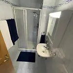 Large 3 Bed With Mountain Views, Pool And Gym *