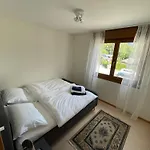 Large 3 Bed With Mountain Views, Pool And Gym 公寓