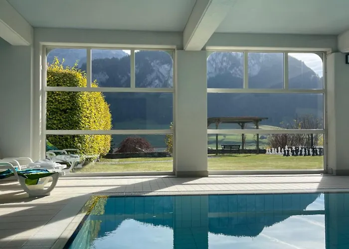 Apartment Large 3 Bed With Mountain Views, Pool And Gym Chateau-d'Oex